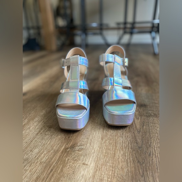 Soda Holographic Heels - Picture 5 of 5